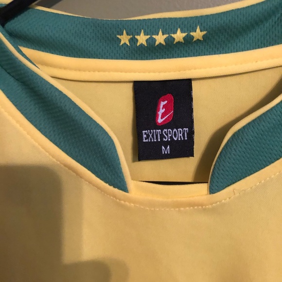 Brazil Jersey - Picture 2 of 3